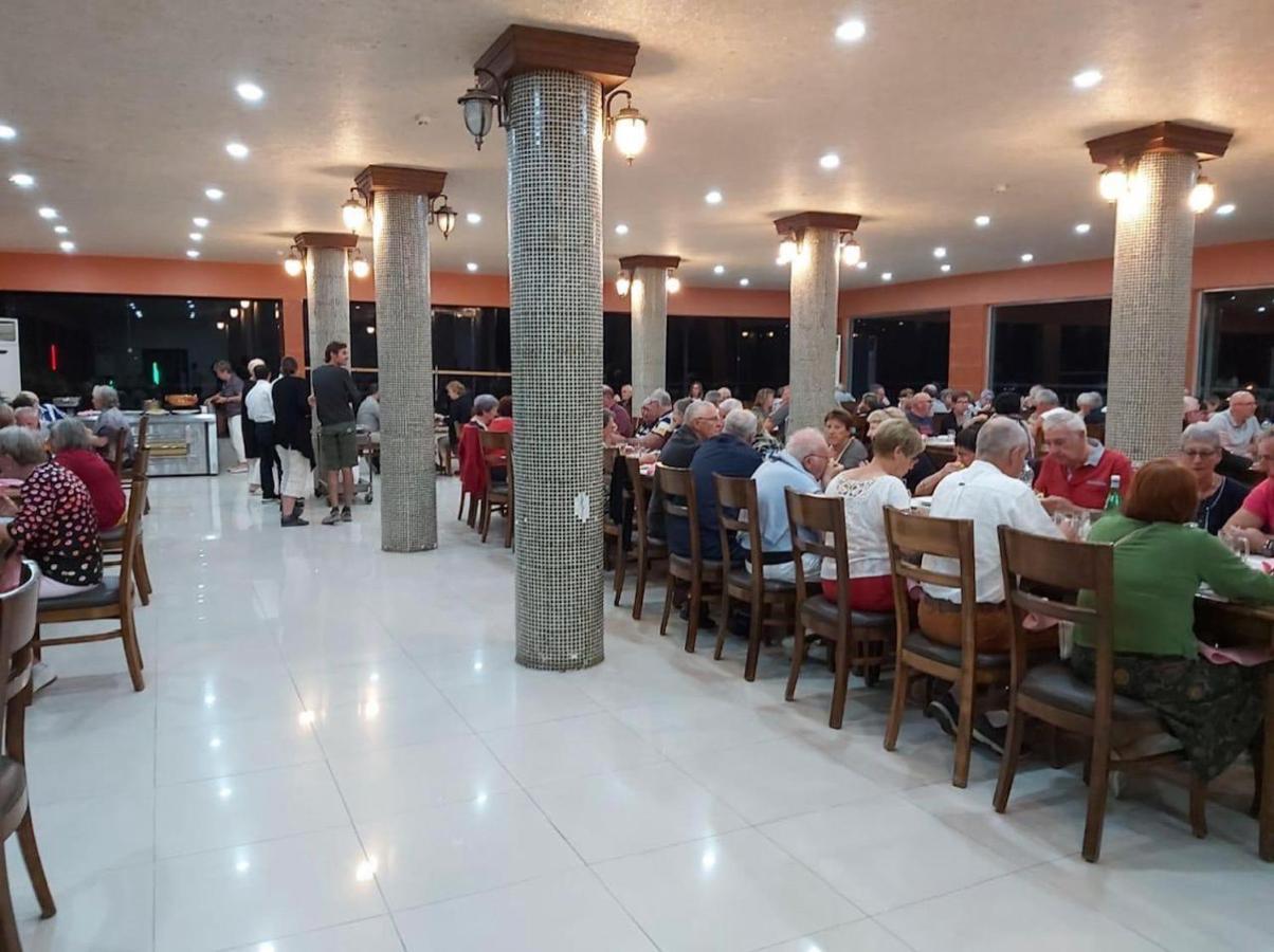 Al Anbat Hotel & Restaurant Wadi Musa Exterior foto