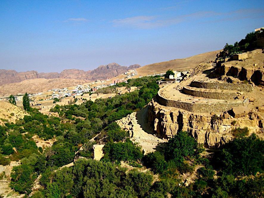 Al Anbat Hotel & Restaurant Wadi Musa Exterior foto