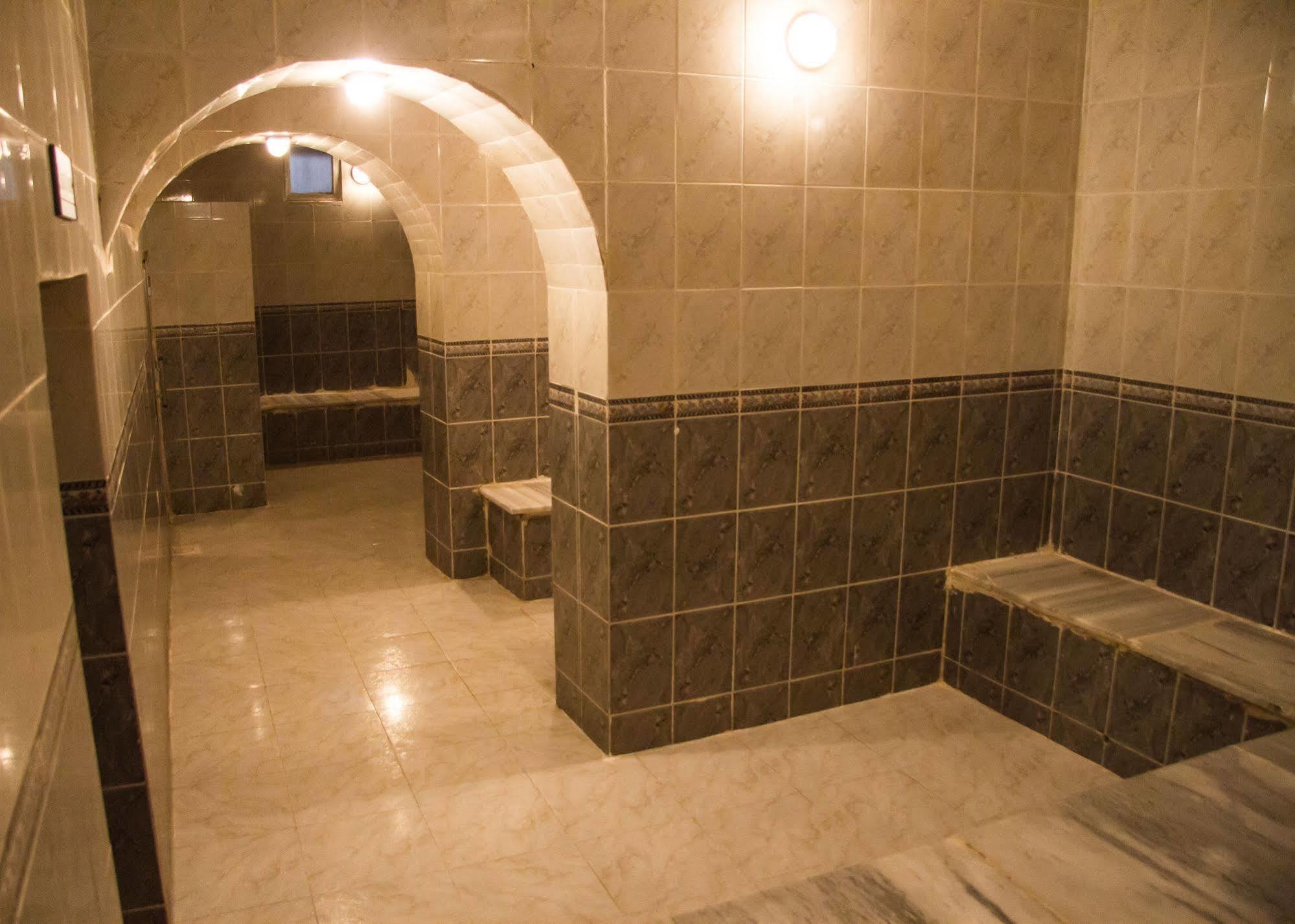 Al Anbat Hotel & Restaurant Wadi Musa Exterior foto